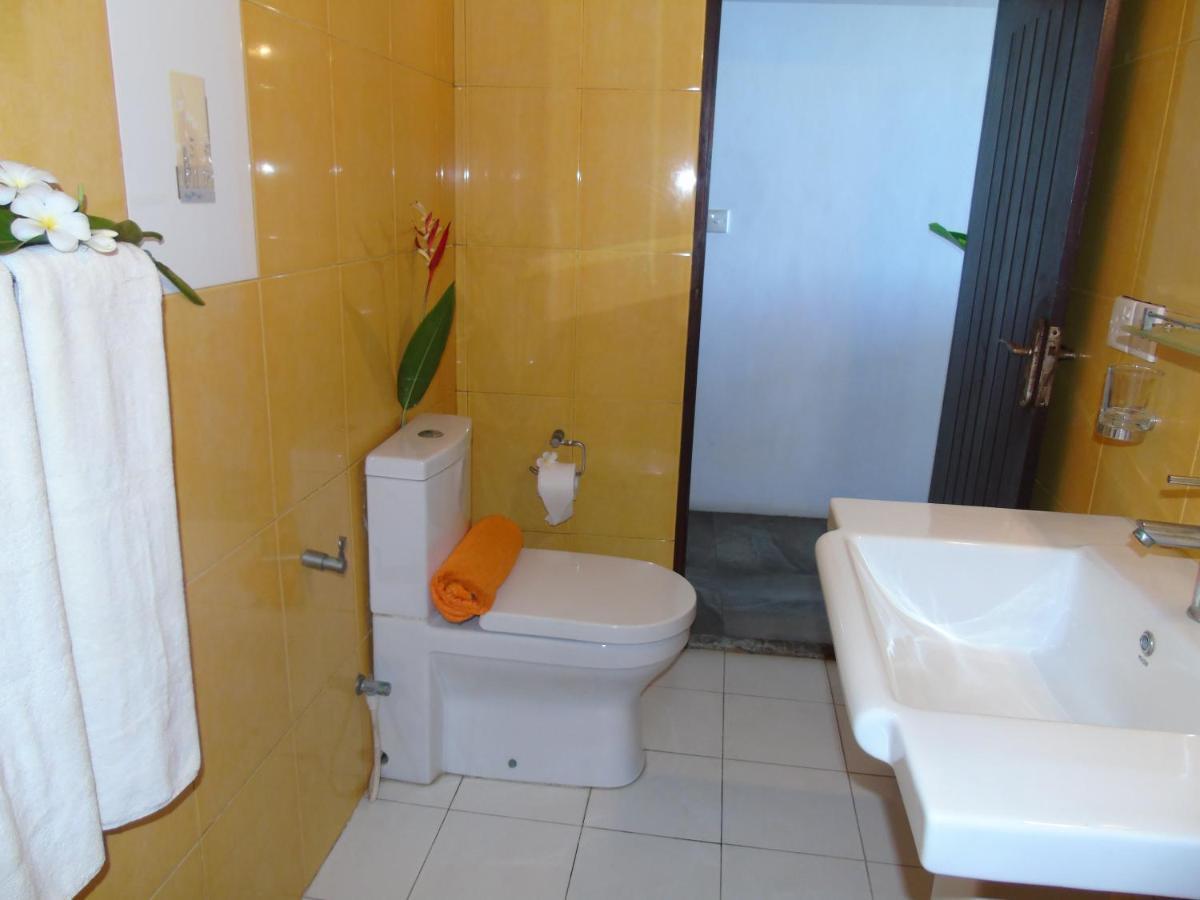 Banana Beach Unawatuna Exterior photo